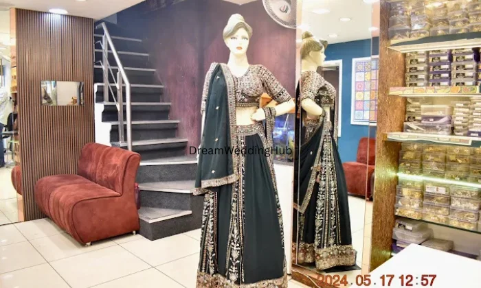 Center point  The womens